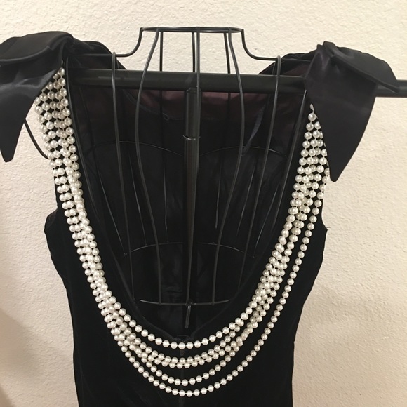 Dress - Picture 6 of 6